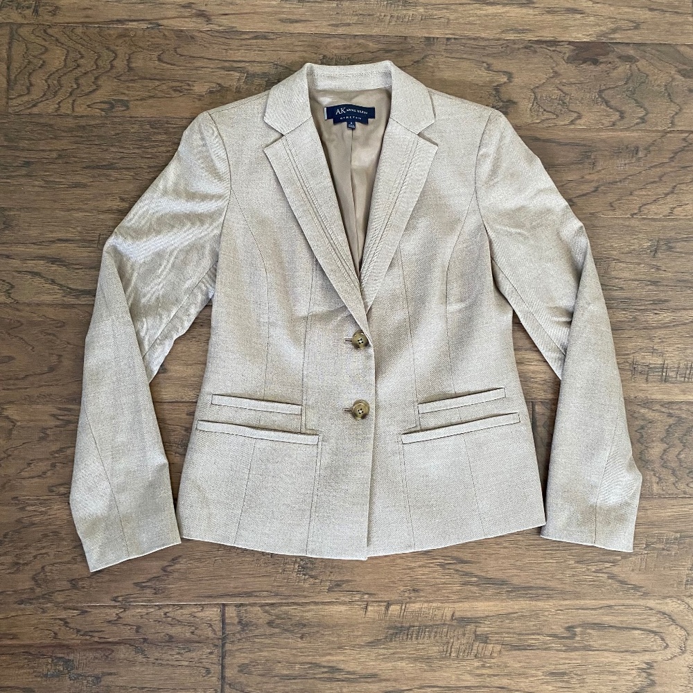 Anne Klein Blazer (size 4)